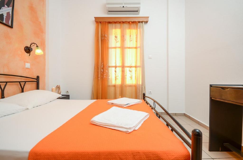 Sofia Studios Agia Anna  Quarto foto